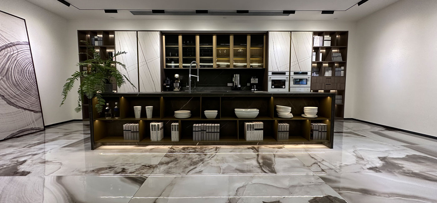 A Modern Kitchen with Streamlined Design A Modern Kitchen with Streamlined Design